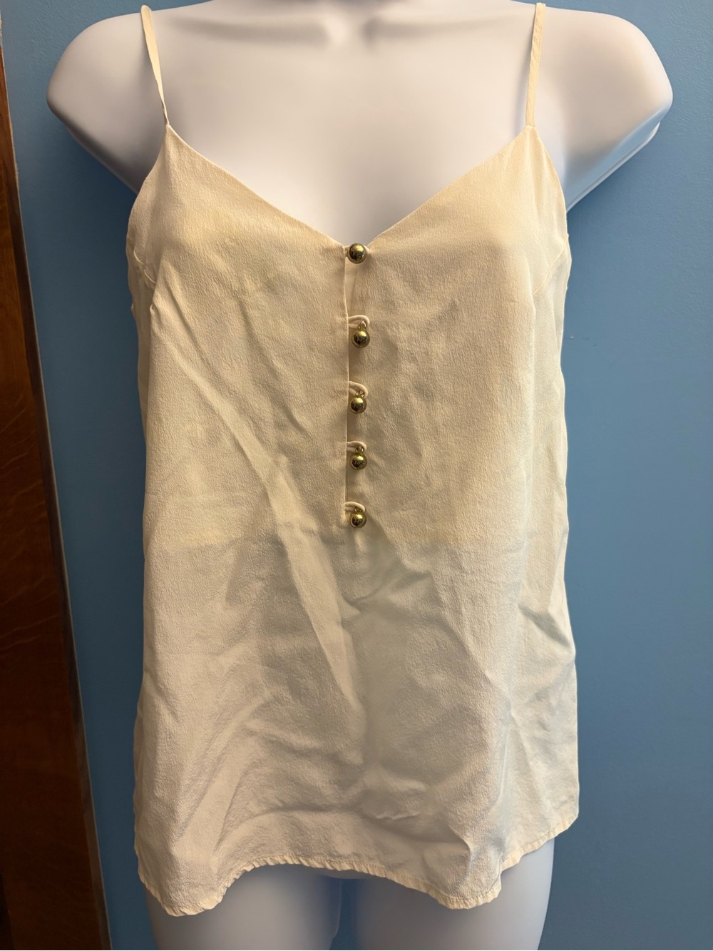 Yumi Kim Off White Silk Cami Gold Buttons Adjustable Darts Size XS Runs Large